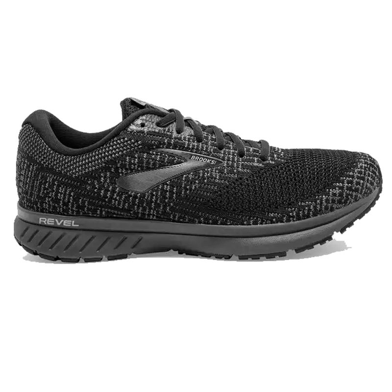brooks revel black and white