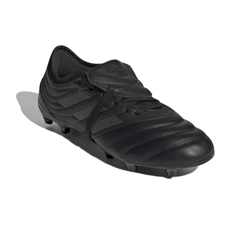 adidas soccer shoes black