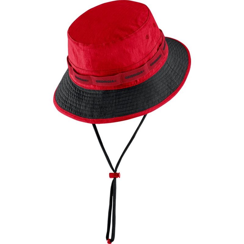 nike bucket hat red