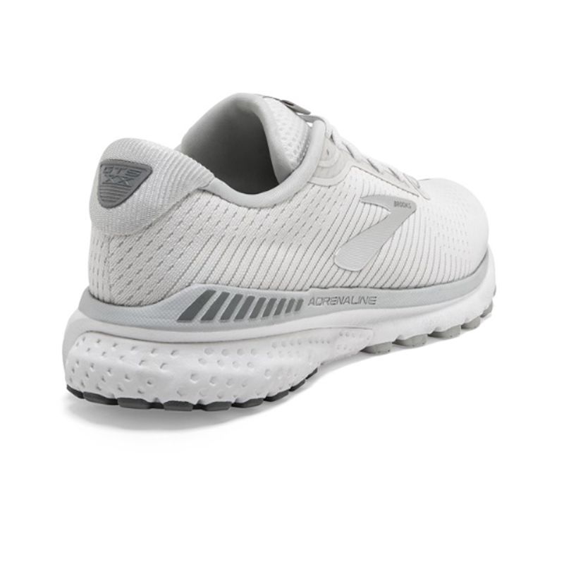 brooks mach 20 womens white